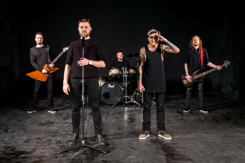 BRIGHTDELIGHT Metal Heart Radio