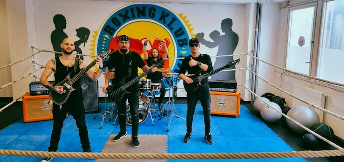 Genothype nejsou LOUTKY!!!