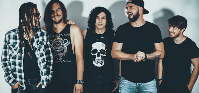 TENTO SONG A KLIP TI ZARUČENĚ DOBIJÍ BATERKY!