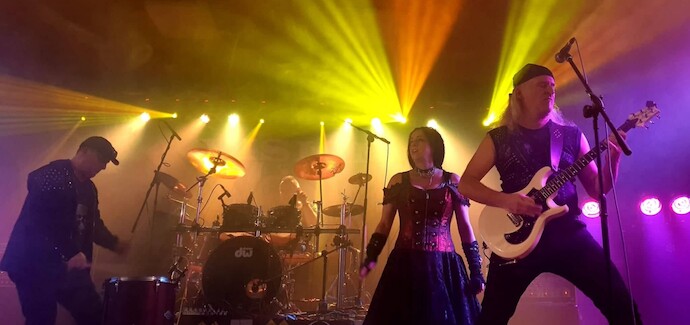 rozhovor se skupinou Warning Vision