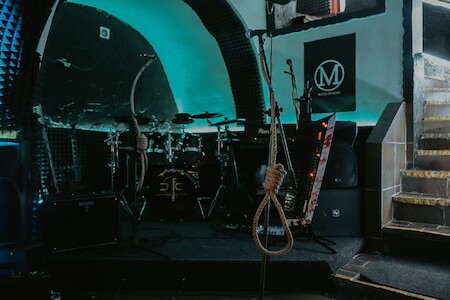 rozhovor se skupinou Not Promising Case