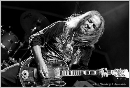 Zemřel Andrzej Nowak