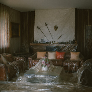 Low Standards, High Fives